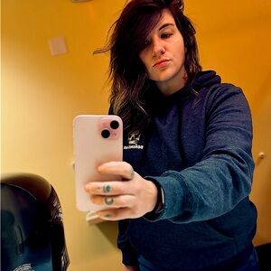 Meet your Posher, Molly